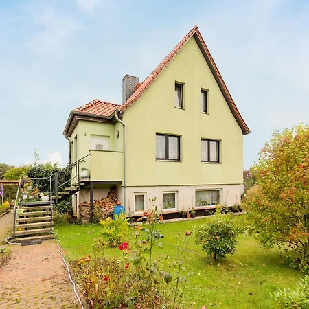Im Ot Mit Garten, Cleaning Included 아파트 Brusow